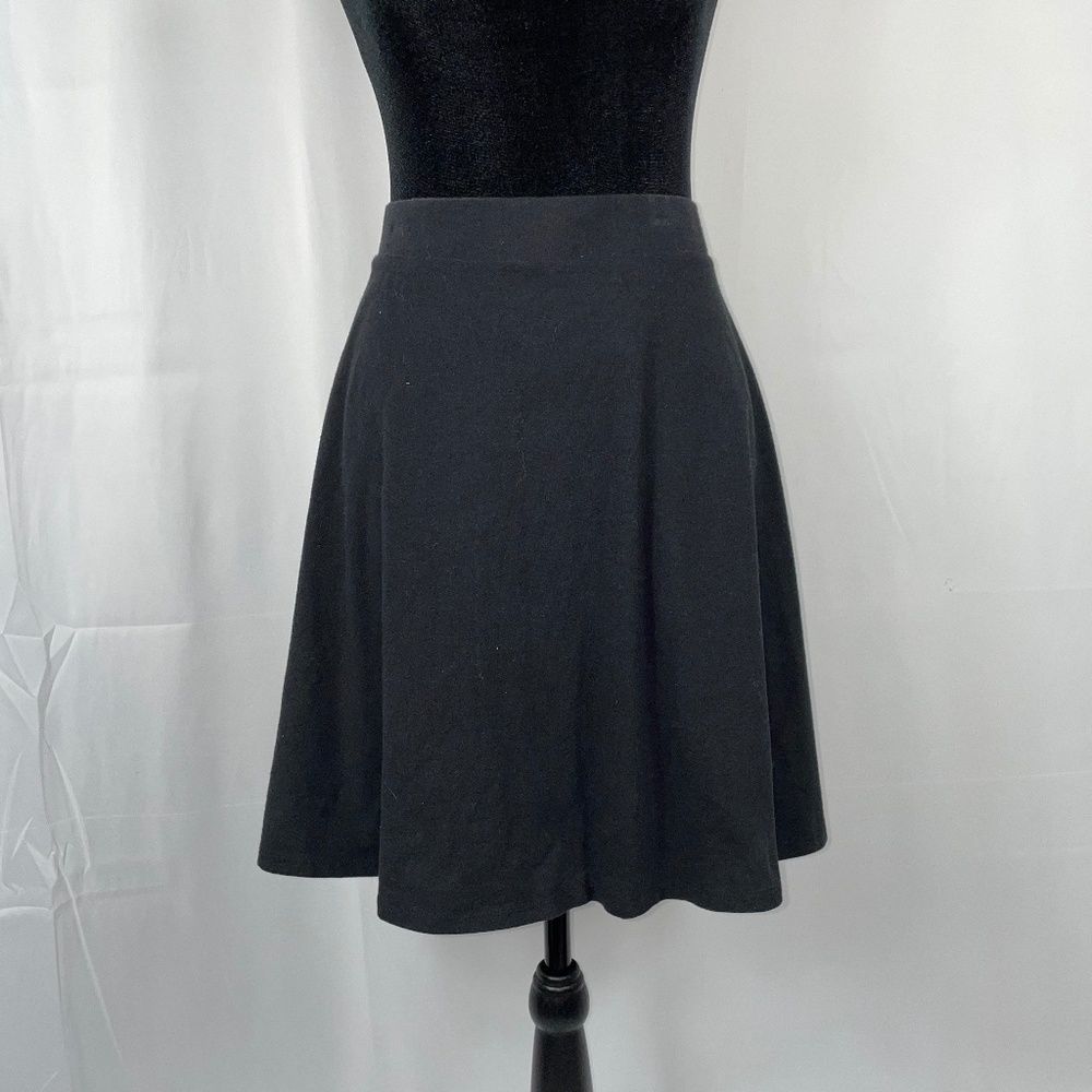 Forever 21 Black Skirt - Size 2X